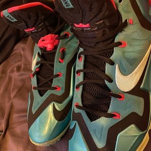 Nike Lebron 11 “South Beaches”